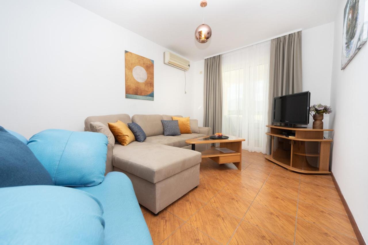 Apartments Adeona Tivat Exterior foto